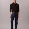 Camicia slim in cotone elasticizzato Supima Camicia slim in cotone elasticizzato Supima