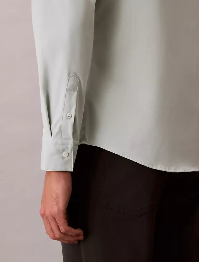 Camicia slim in cotone elasticizzato Supima Camicia slim in cotone elasticizzato Supima