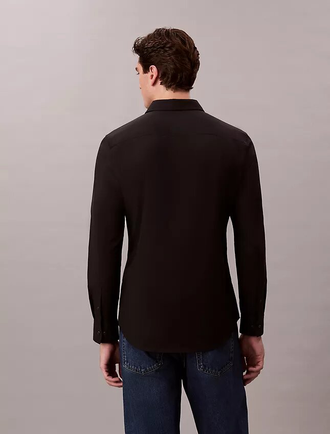 Camicia slim in cotone elasticizzato Supima Camicia slim in cotone elasticizzato Supima
