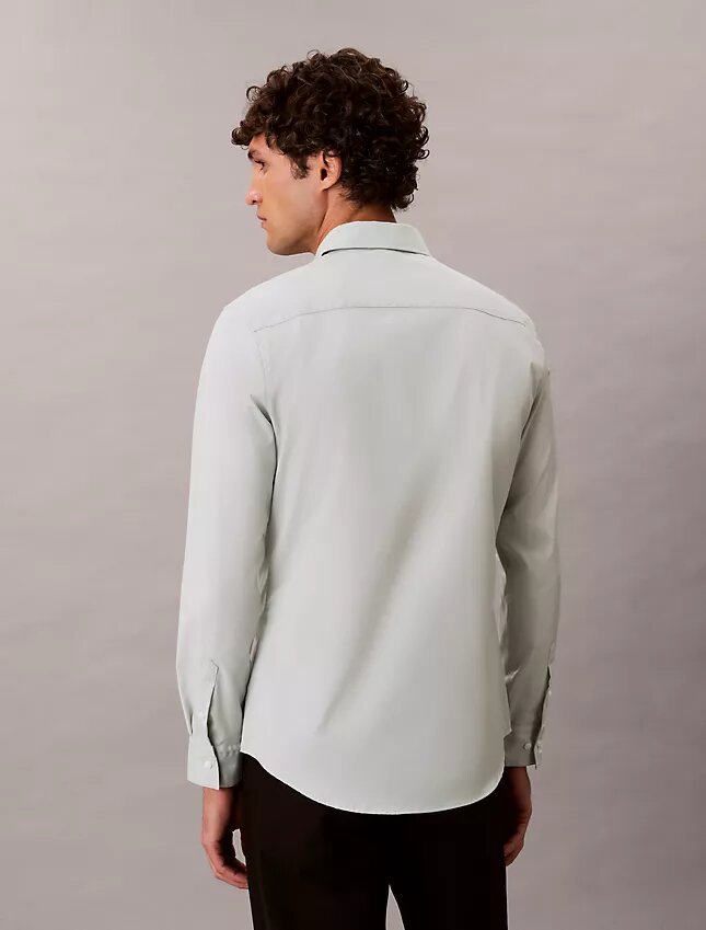 Camicia slim in cotone elasticizzato Supima Camicia slim in cotone elasticizzato Supima