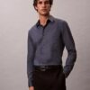 Camicia slim in jacquard geometrico con colletto button-down Camicia slim in jacquard geometrico con colletto button-down