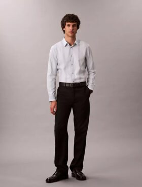 Camicia slim in Supima elasticizzato a righe tinte in filo