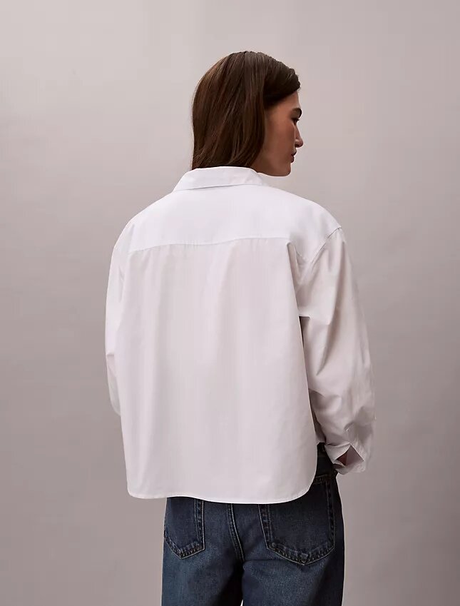 Camicia squadrata in popeline di cotone con bottoni Camicia squadrata in popeline di cotone con bottoni