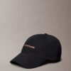 Cappellino con logo grafico ricamato Cappellino con logo grafico ricamato
