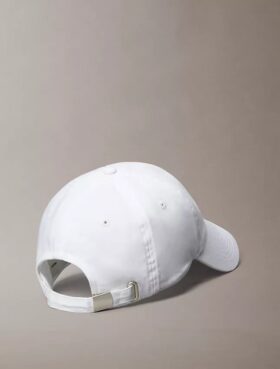 Cappellino con logo grafico ricamato