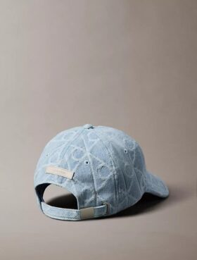 Cappellino da baseball con logo emblema su tutta la superficie in Denim