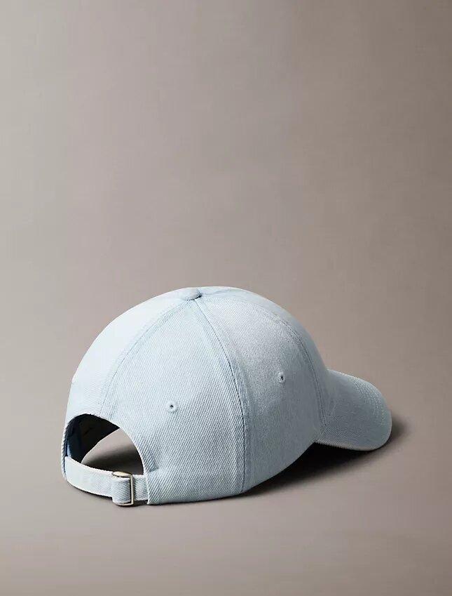 Cappellino da baseball in Denim lavato con logo ricamato Cappellino da baseball in Denim lavato con logo ricamato