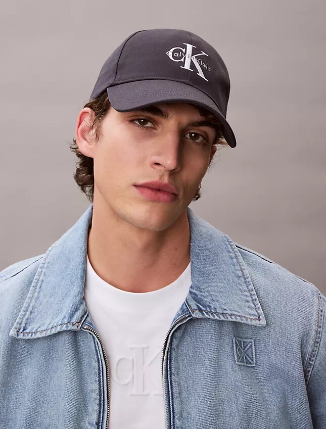 Cappellino da baseball Monologo ricamato Cappellino da baseball Monologo ricamato