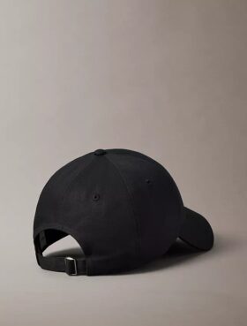 Cappellino in twill con grafica “I Love Ck”