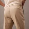 Chino in cotone elasticizzato Chino in cotone elasticizzato