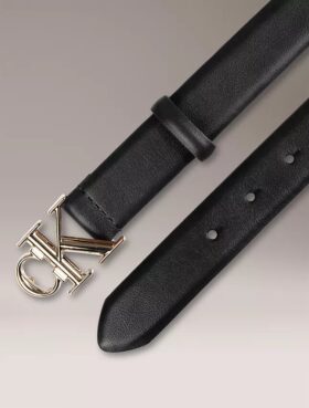 Cintura con placca con logo Monogram