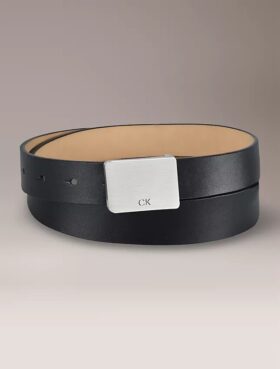 Cintura con placca liscia