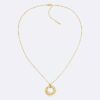Collana con pendente rotondo scultoreo Collana con pendente rotondo scultoreo