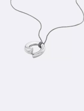 Collana con pendente rotondo scultoreo