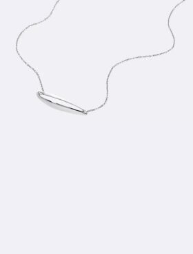 Collana dal profilo scultoreo