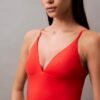 Costume intero con logo moderno Costume intero con logo moderno