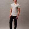 Cotton Classics Confezione da 3 T-shirt con scollo a V e vestibilità classica Cotton Classics Confezione da 3 T-shirt con scollo a V e vestibilità classica