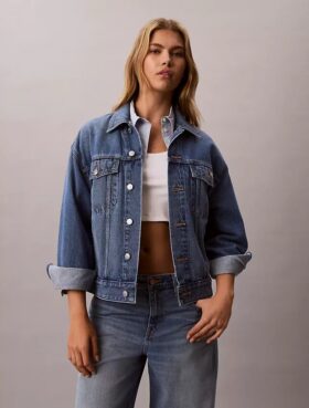 Denim Jacket dal taglio morbido