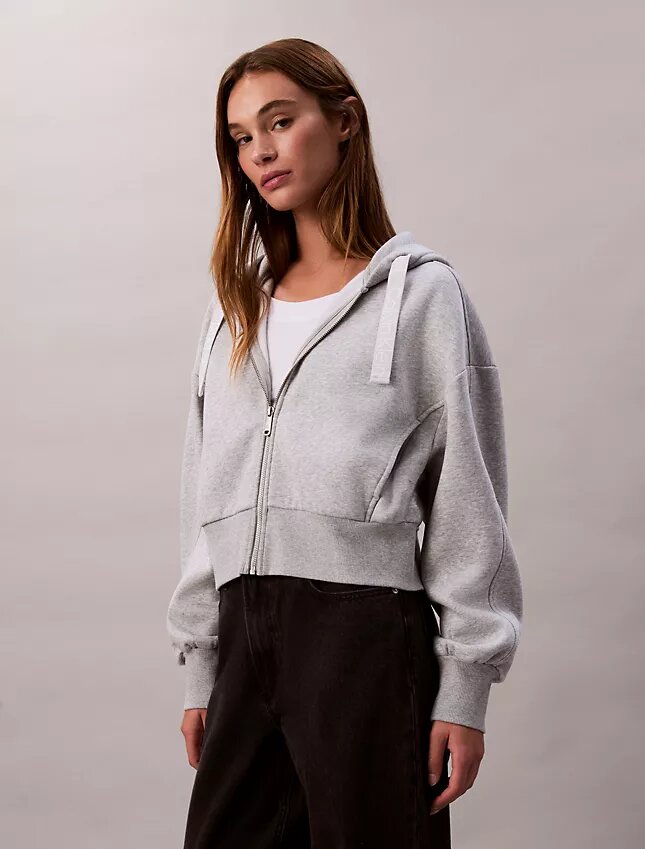 Felpa con cappuccio comoda in pile con zip e nastro con logo Felpa con cappuccio comoda in pile con zip e nastro con logo