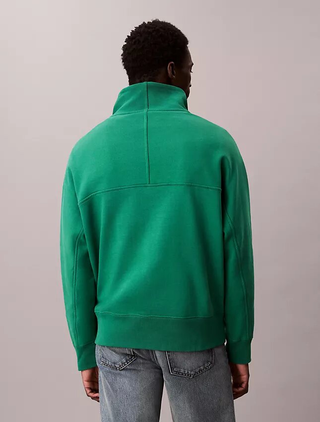 Felpa in pile premium con zip a un quarto e vestibilità comoda Felpa in pile premium con zip a un quarto e vestibilità comoda
