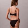 Form to Body Bralette a fascia leggermente foderata Form to Body Bralette a fascia leggermente foderata
