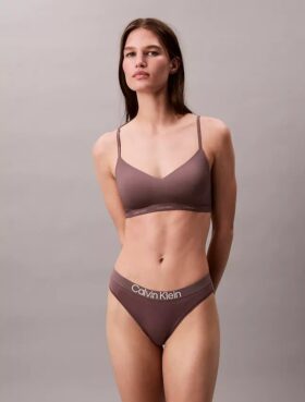Form to Body Bralette leggermente foderata che si adatta al corpo