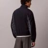 Giacca a vento leggera in nylon con blocchi di colore