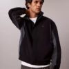 Giacca a vento leggera in nylon con blocchi di colore