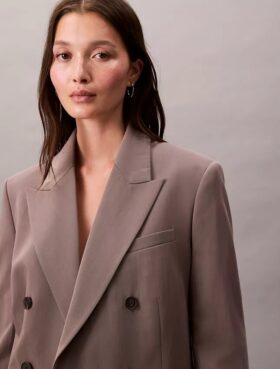 Giacca blazer doppiopetto in misto gabardine di lana