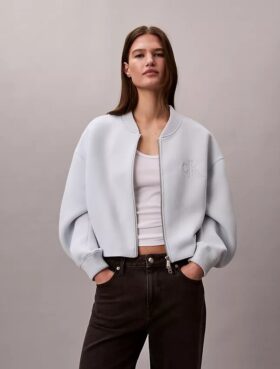Giacca bomber corta e morbida