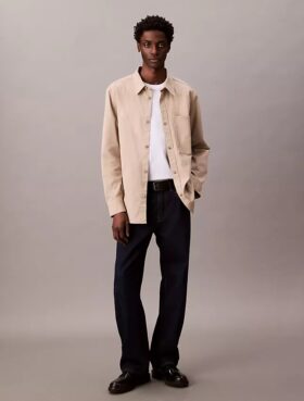 Giacca-camicia in tela dal taglio comodo
