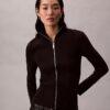 Giacca con zip in nylon a costine Giacca con zip in nylon a costine