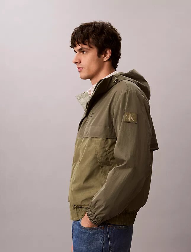Giacca leggera in nylon misto Giacca leggera in nylon misto