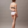 Intense Power Pride Bralette a triangolo leggermente imbottito Intense Power Pride Bralette a triangolo leggermente imbottito