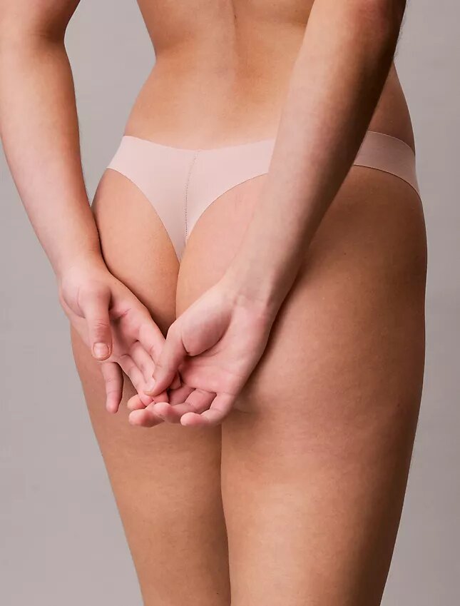 Invisibles Confezione da 3 Thong Invisibles Confezione da 3 Thong