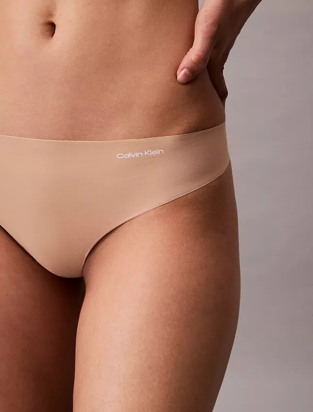 Invisibles Confezione da 3 Thong Invisibles Confezione da 3 Thong