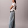 Jeans a gamba larga Jeans a gamba larga