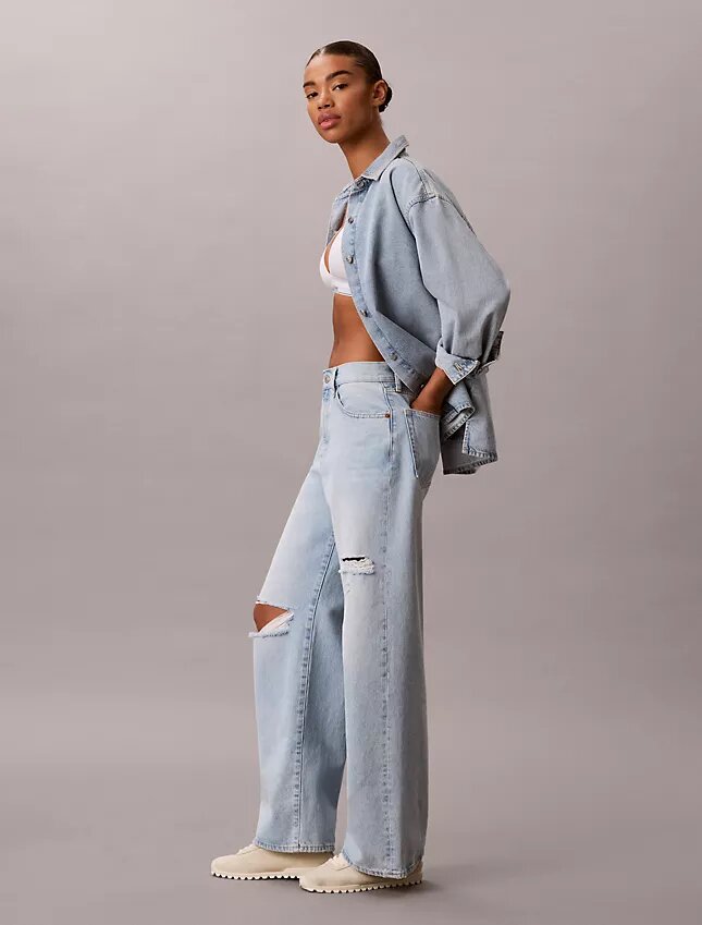 Jeans a gamba larga Jeans a gamba larga