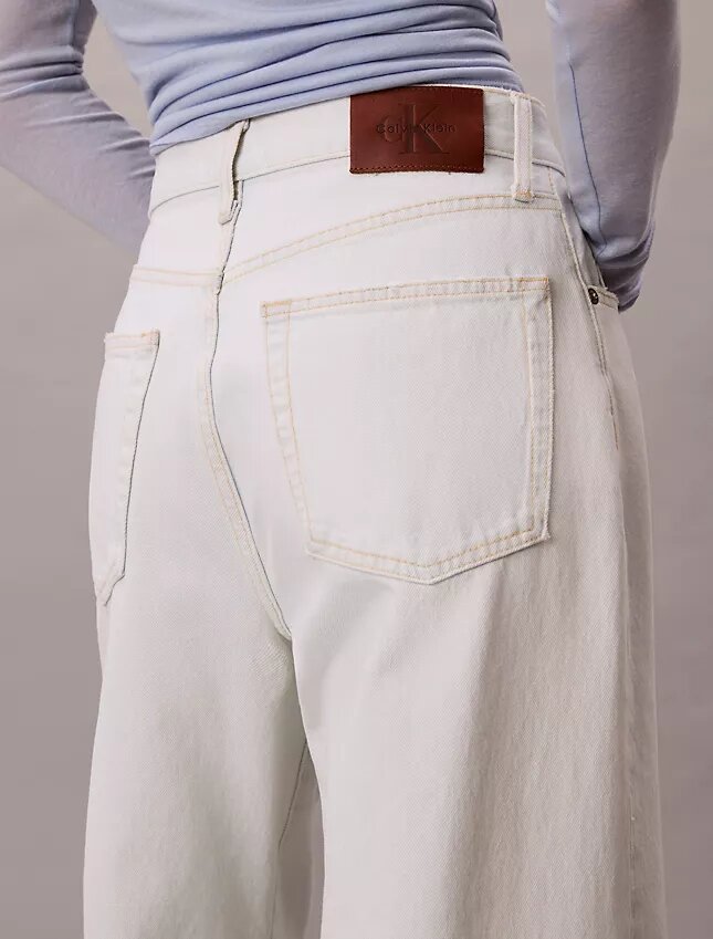 Jeans a gamba larga Jeans a gamba larga