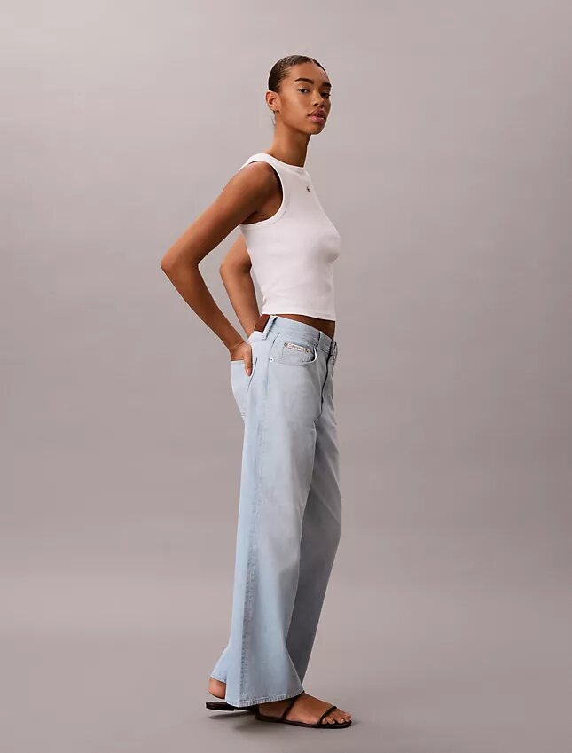 Jeans a gamba larga Jeans a gamba larga