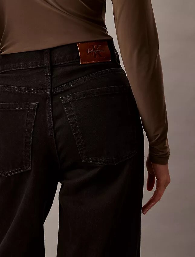 Jeans a vita alta Jeans a vita alta