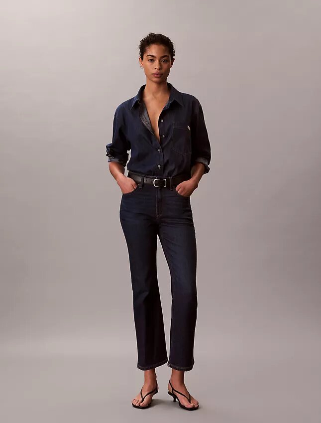 Jeans a vita alta, cropped e svasati Jeans a vita alta, cropped e svasati