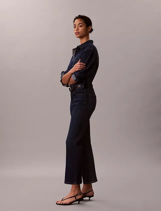 Jeans a vita alta, cropped e svasati Jeans a vita alta, cropped e svasati