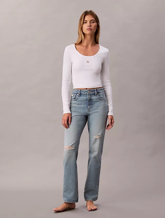 Jeans a vita alta e gamba dritta Jeans a vita alta e gamba dritta