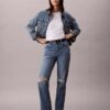 Jeans a vita alta e gamba dritta Jeans a vita alta e gamba dritta