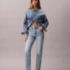 Jeans a vita alta e gamba dritta Jeans a vita alta e gamba dritta