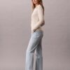 Jeans a vita alta e gamba dritta Jeans a vita alta e gamba dritta