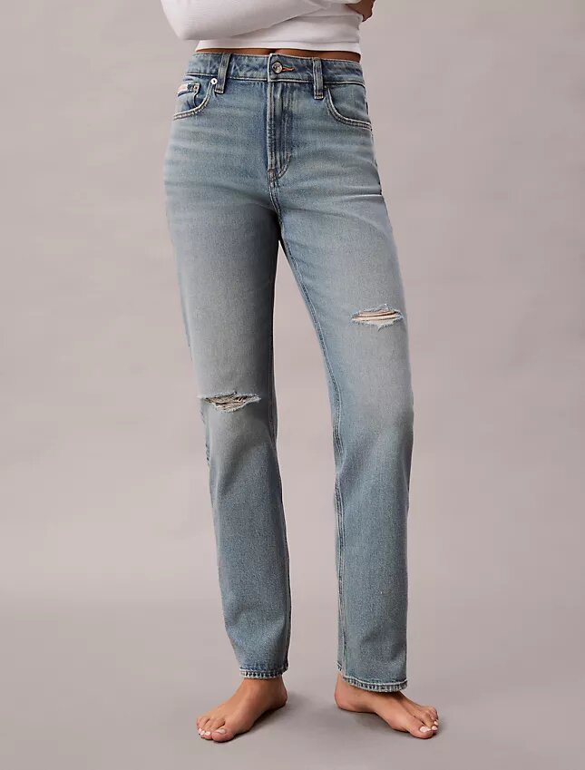 Jeans a vita alta e gamba dritta Jeans a vita alta e gamba dritta