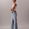 Jeans a vita alta e gamba dritta Jeans a vita alta e gamba dritta