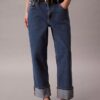 Jeans a vita alta e gamba dritta Jeans a vita alta e gamba dritta